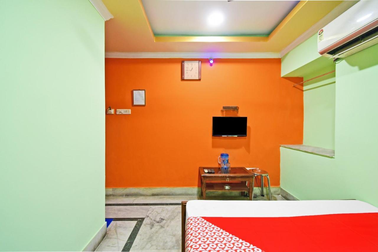 Hotel Oyo 85829 Max International Kalkutta Exterior foto